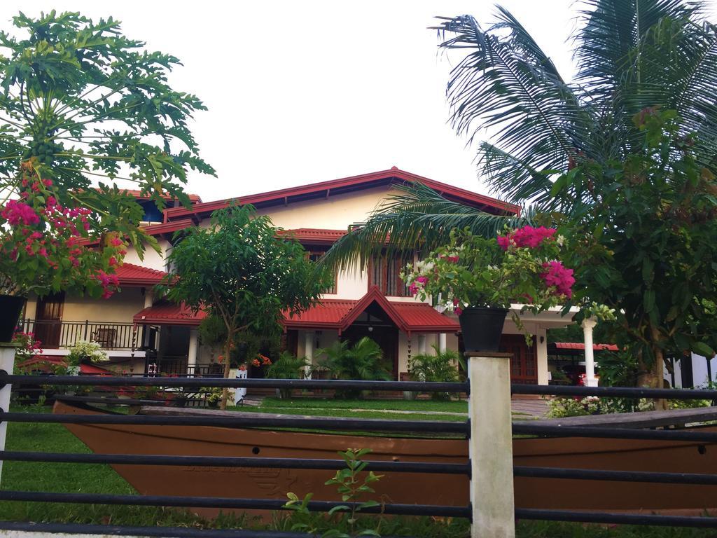 Villa Shanaya Hikkaduwa Exteriér fotografie
