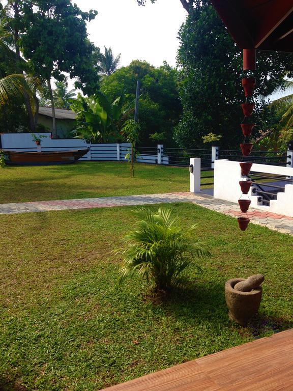 Villa Shanaya Hikkaduwa Exteriér fotografie