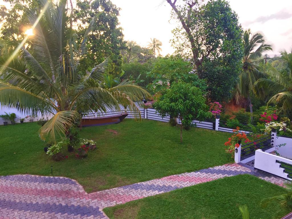 Villa Shanaya Hikkaduwa Exteriér fotografie